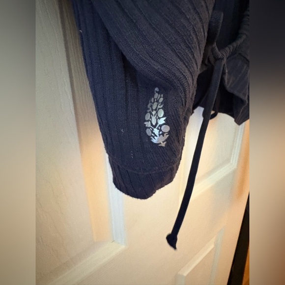 Free People NWOT movement deep navy mock neck open back xs top long sleeve - Picture 6 of 11